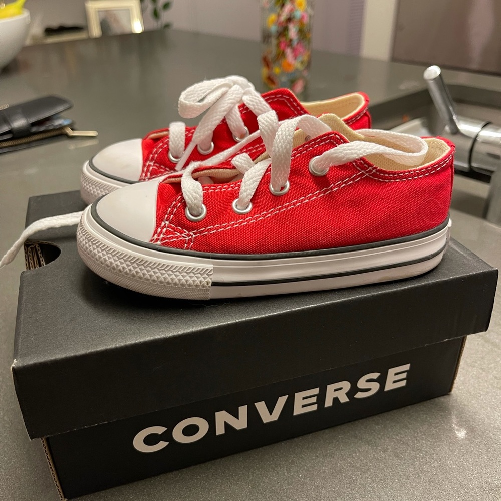 Converse Chuck Taylor Toddler Size 7C